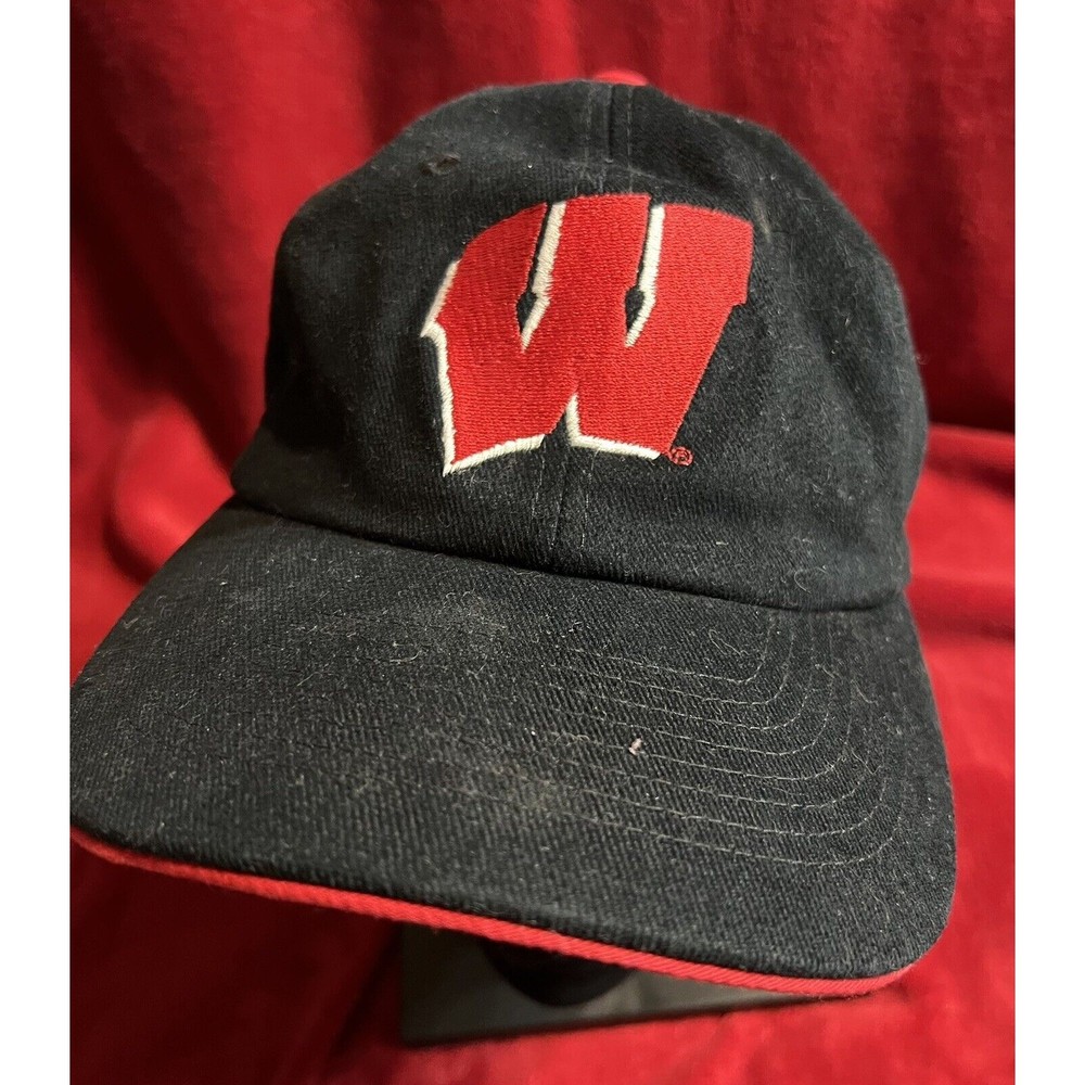 Wisconsin 2000 Rose Bowl Game Day Badgers Red/Black Snapback 90s Style Hat 33